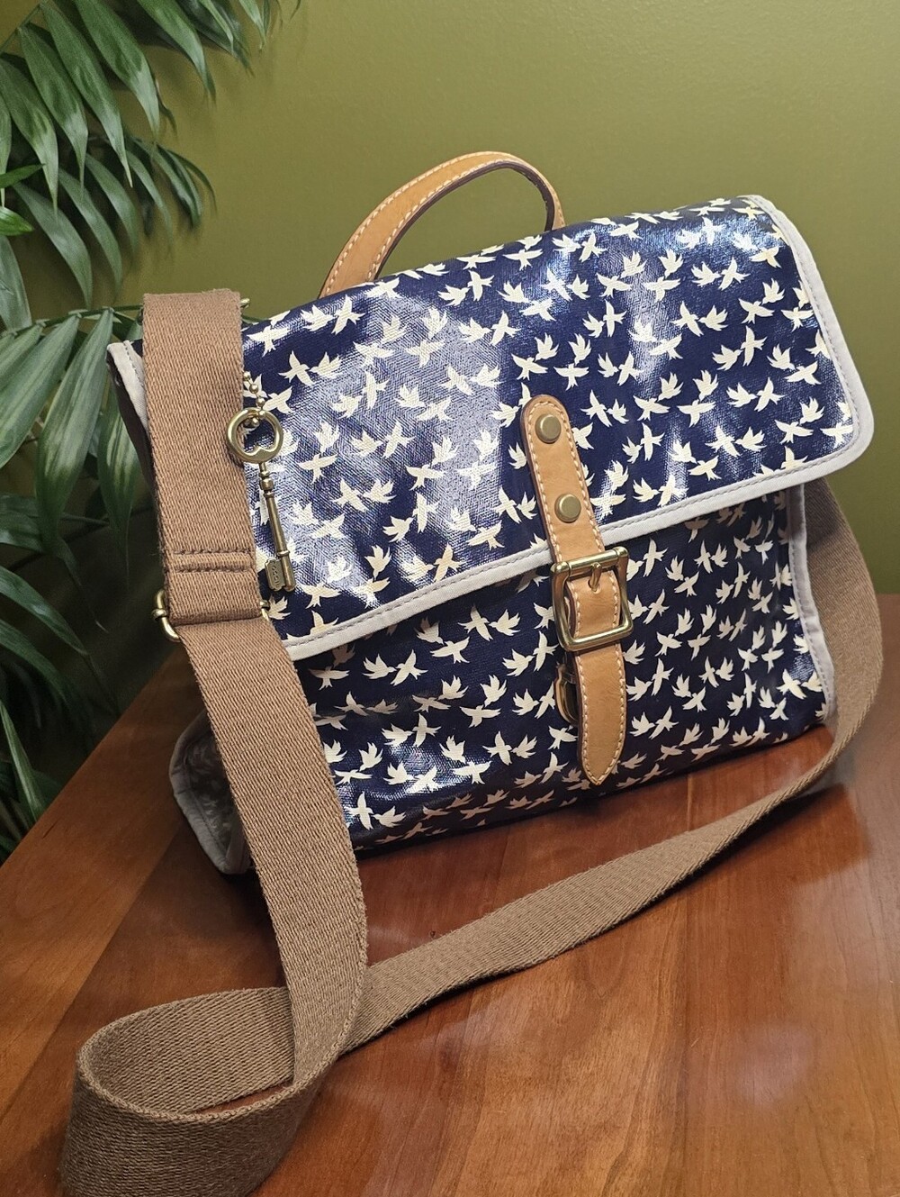 Fossil Keyper Birds Shoulder Crossbody Messenger Bag